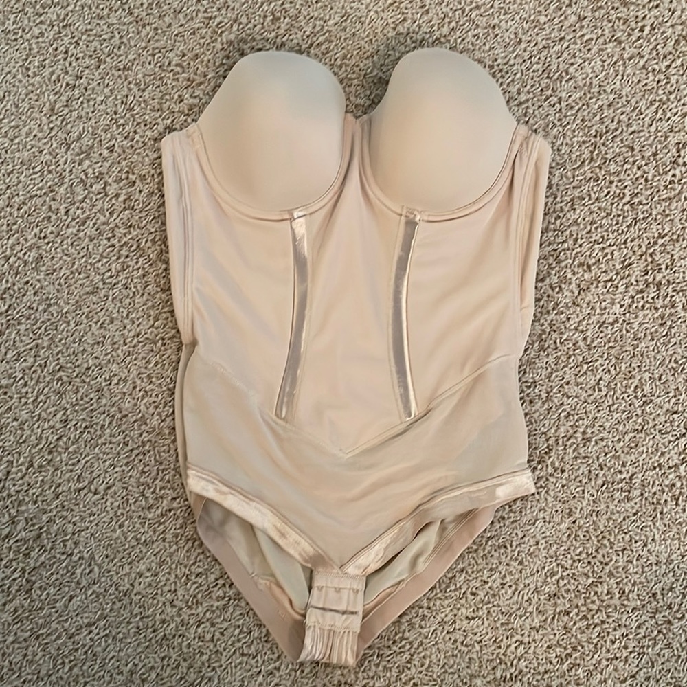 Maidenform Shape Wear 40C